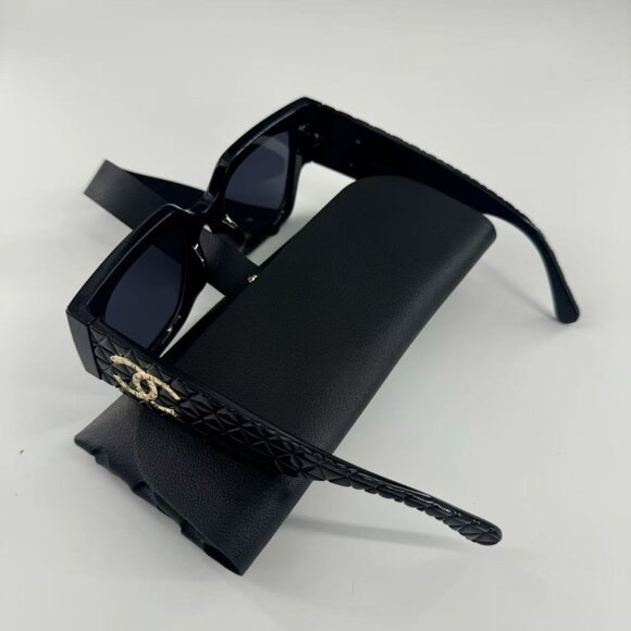 Chanel black glasses. - Picture 6 of 8